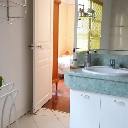 Chambre Familiale 3 Pers Avec Salle De Bain Privee, Tv Et Wifi A - Fr-1-589-738 Remoncourt